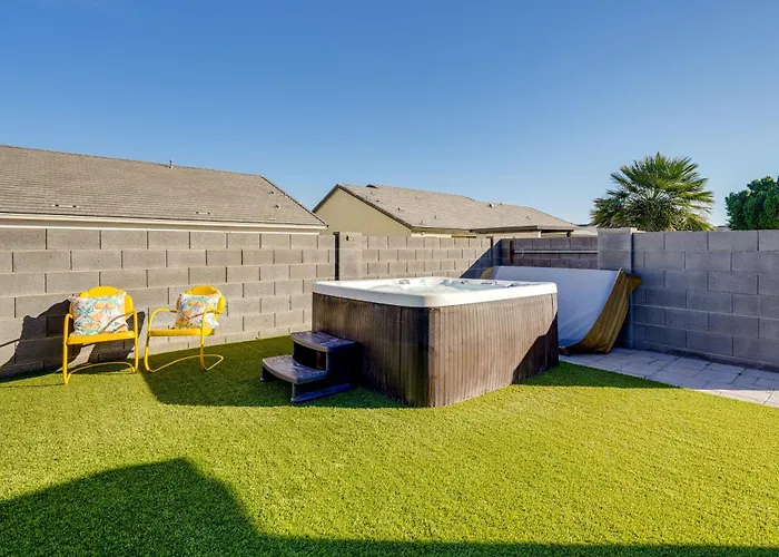 Apartment Private Pool & Hot Tub! Relaxing *