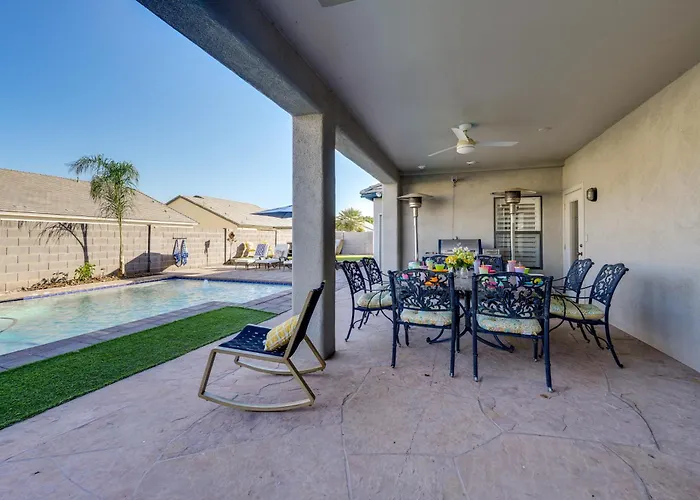 Private Pool & Hot Tub! Relaxing Apartment Mesa